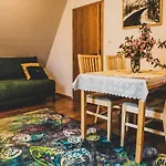 Apartament Pod Modrzewiem