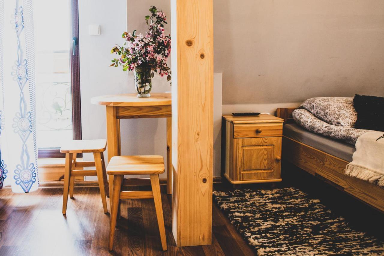 Apartament Pod Modrzewiem Homestay Zakopane